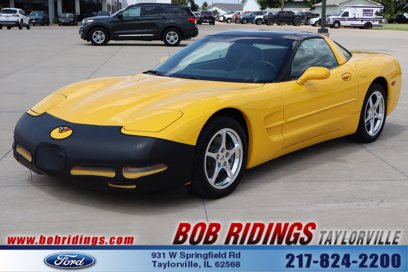 Used 2000 Chevrolet Corvette Coupe w/ Roof Pkg