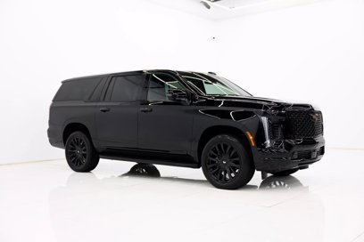 Used 2025 Cadillac Escalade ESV Luxury w/ LPO, Floor Liner Package