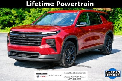Used 2024 Chevrolet Traverse LT w/ Midnight/Sport Edition