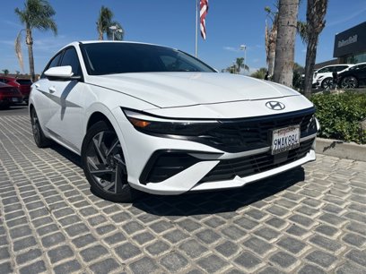 Used 2024 Hyundai Elantra SEL w/ Convenience Package