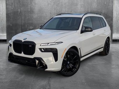 New 2025 BMW X7 M60i