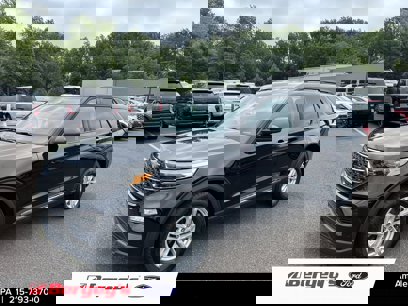 Certified 2023 Ford Explorer XLT w/ Equipment Group 202A