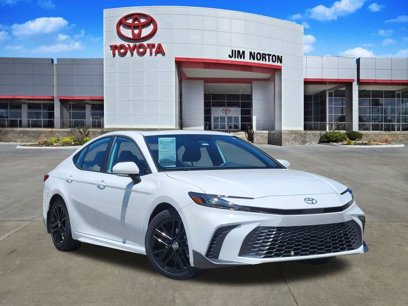 Used 2025 Toyota Camry SE