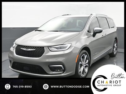 New 2025 Chrysler Pacifica Pinnacle w/ Trailer Tow Group