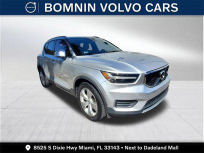 Used 2019 Volvo XC40 T5 Momentum