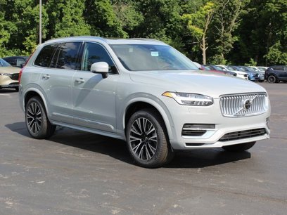 New 2025 Volvo XC90 T8 Plus