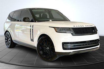 Used 2025 Land Rover Range Rover SE