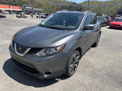 Used 2017 Nissan Rogue Sport SL w/ SL Premium Package