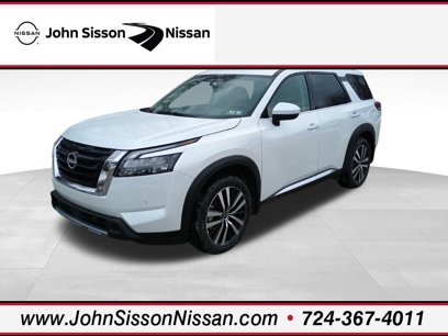 New 2025 Nissan Pathfinder Platinum w/ Cargo Package