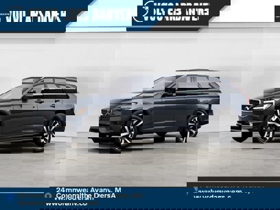 New 2025 Volvo V90 B6 Cross Country Plus w/ Protection Package Premier