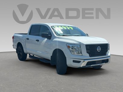 Used 2022 Nissan Titan SV w/ Accessory Utility Package