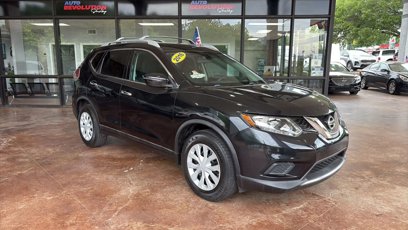 Used 2016 Nissan Rogue S w/ S Family Package