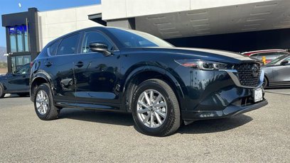 Certified 2025 MAZDA CX-5 AWD 2.5 S w/ Select Package