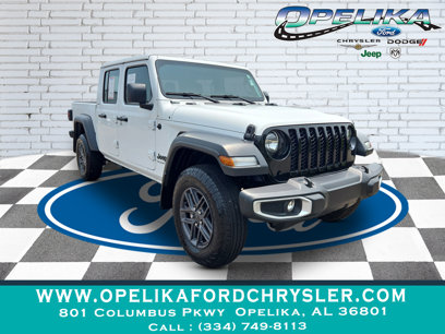 Used 2023 Jeep Gladiator Sport w/ Trailer Tow Package