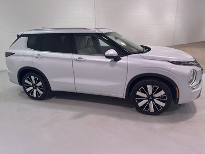New 2025 Mitsubishi Outlander SEL