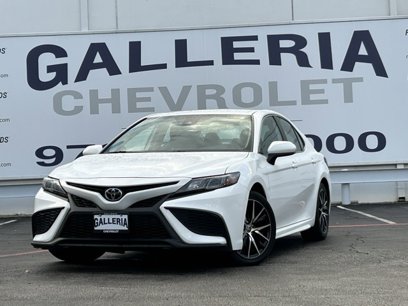 Used 2021 Toyota Camry SE