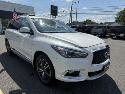 Used 2019 INFINITI QX60 Luxe w/ Sensory Package