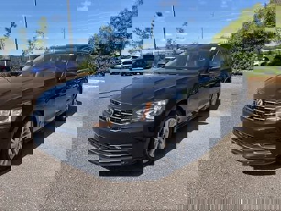 Used 2018 Volkswagen Passat 2.0T SE