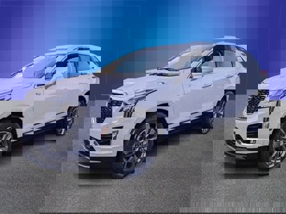 New 2025 Cadillac XT5 Premium Luxury