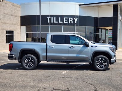 New 2025 GMC Sierra 1500 AT4 w/ AT4 Premium Package