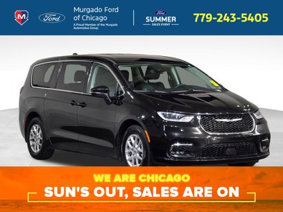 Used 2023 Chrysler Pacifica Touring-L