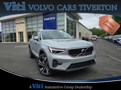 Used 2025 Volvo XC40 B5 Plus w/ Protection Package Premier