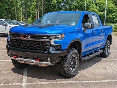 New 2025 Chevrolet Silverado 1500 ZR2 w/ Technology Package