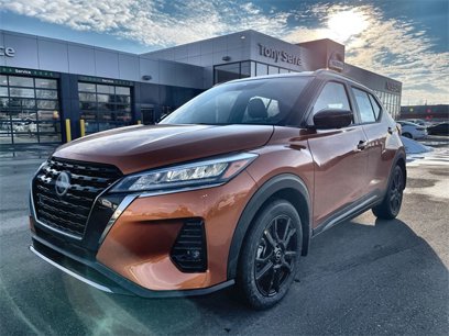 Certified 2022 Nissan Kicks SR w/ Premium Package