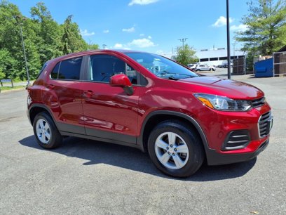 Certified 2022 Chevrolet Trax LS w/ Tint and Cruise Package