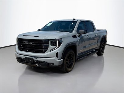 Used 2024 GMC Sierra 1500 Elevation w/ LPO, Elevation Black Package