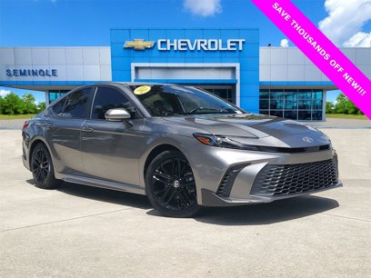 Used 2025 Toyota Camry SE w/ Convenience Package