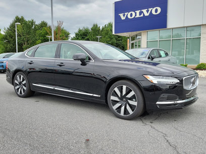 New 2024 Volvo S90 T8 Ultimate w/ Lounge Package