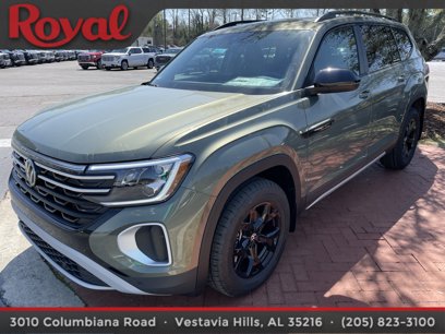 New 2025 Volkswagen Atlas Peak Edition SE