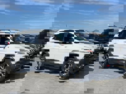 Used 2016 Jeep Cherokee Trailhawk