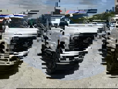 New 2025 Ford F250 XLT w/ Black Appearance Package