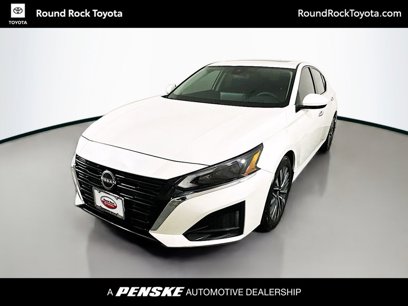 Used 2023 Nissan Altima 2.5 SV w/ SV Premium Package