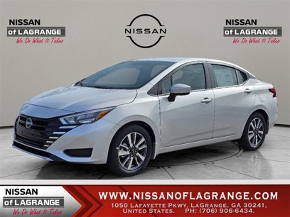 New 2025 Nissan Versa SV w/ Trunk Package