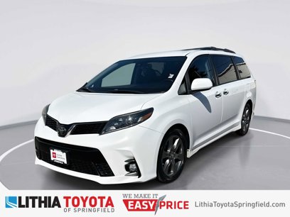 Certified 2018 Toyota Sienna SE