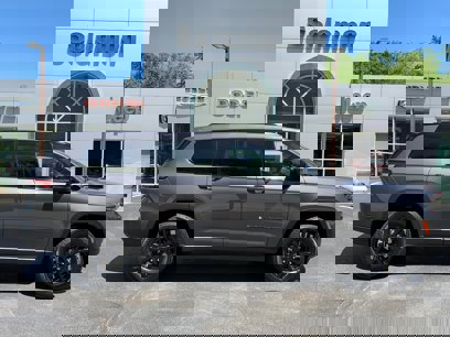 New 2025 Jeep Grand Cherokee L Altitude