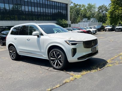New 2026 Volvo XC90 B5 Core w/ Protection Package