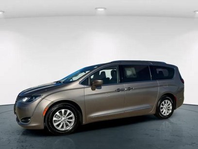 Used 2018 Chrysler Pacifica Touring-L Plus