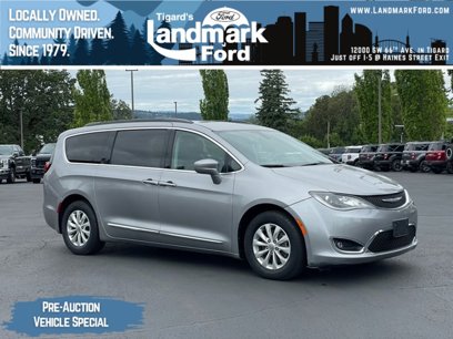 Used 2017 Chrysler Pacifica Touring-L