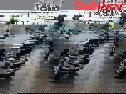 New 2024 RAM 2500 Tradesman w/ Chrome Appearance Group