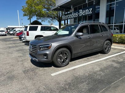 New 2025 Mercedes-Benz GLB 250