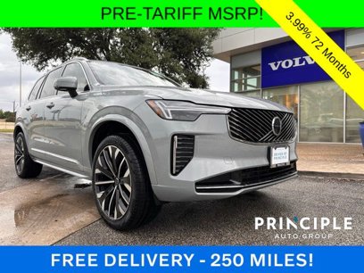 New 2025 Volvo XC90 B5 Core