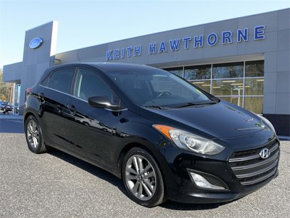 Used 2017 Hyundai Elantra GT w/ Value Edition Package 02