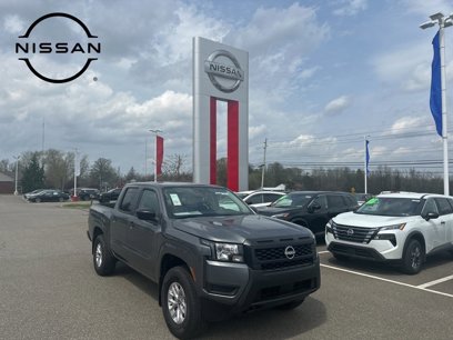 New 2025 Nissan Frontier S
