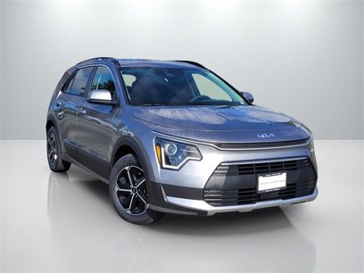 New 2024 Kia Niro EX