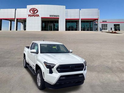 New 2025 Toyota Tacoma SR5