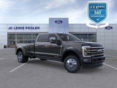 New 2025 Ford F450 Platinum w/ Platinum Plus Package